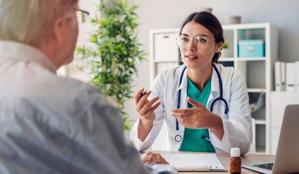 Doctor and patient are discussing at clinic