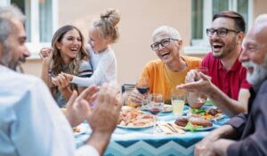 The psychological benefits of eating together