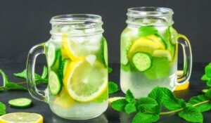 Water with Cucumber, Lemon, and Mint