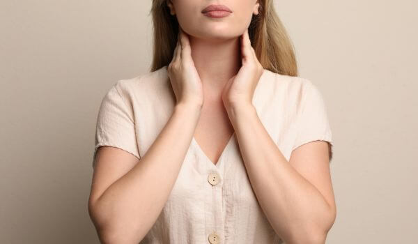 What are the symptoms of hypothyroidism (1)