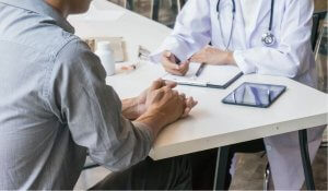 phyasician assessing possible risks/benefits of Farxiga